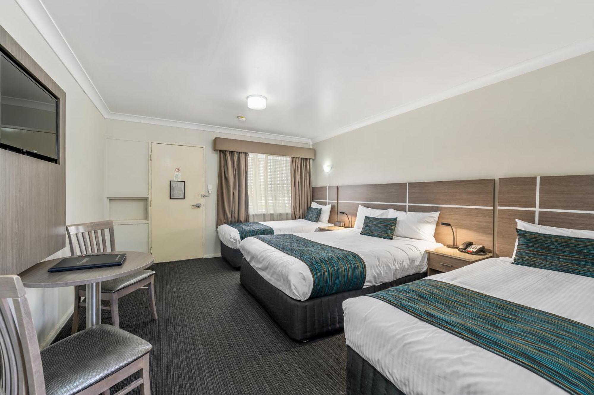 Quality Inn Ashby House Tamworth Exterior photo