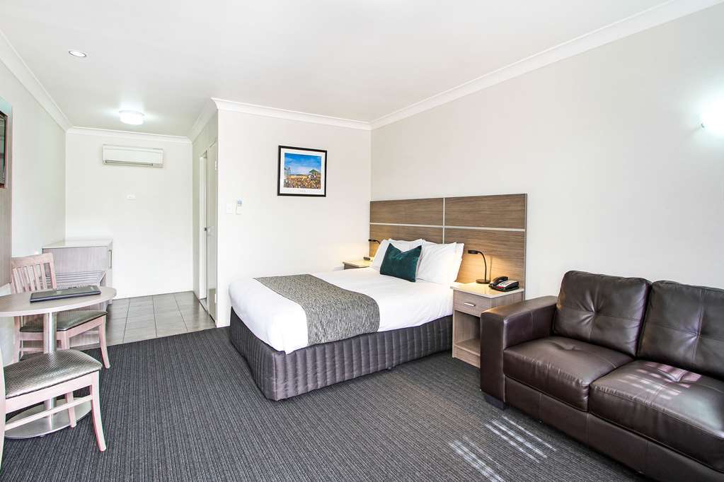 Quality Inn Ashby House Tamworth Room photo